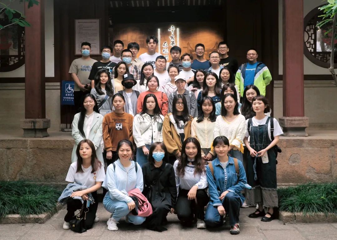 忆峥嵘岁月，明信仰之道——suncitygroup太阳集团团支部与福建科学技术出版社团支部等联合开展“五四”青年